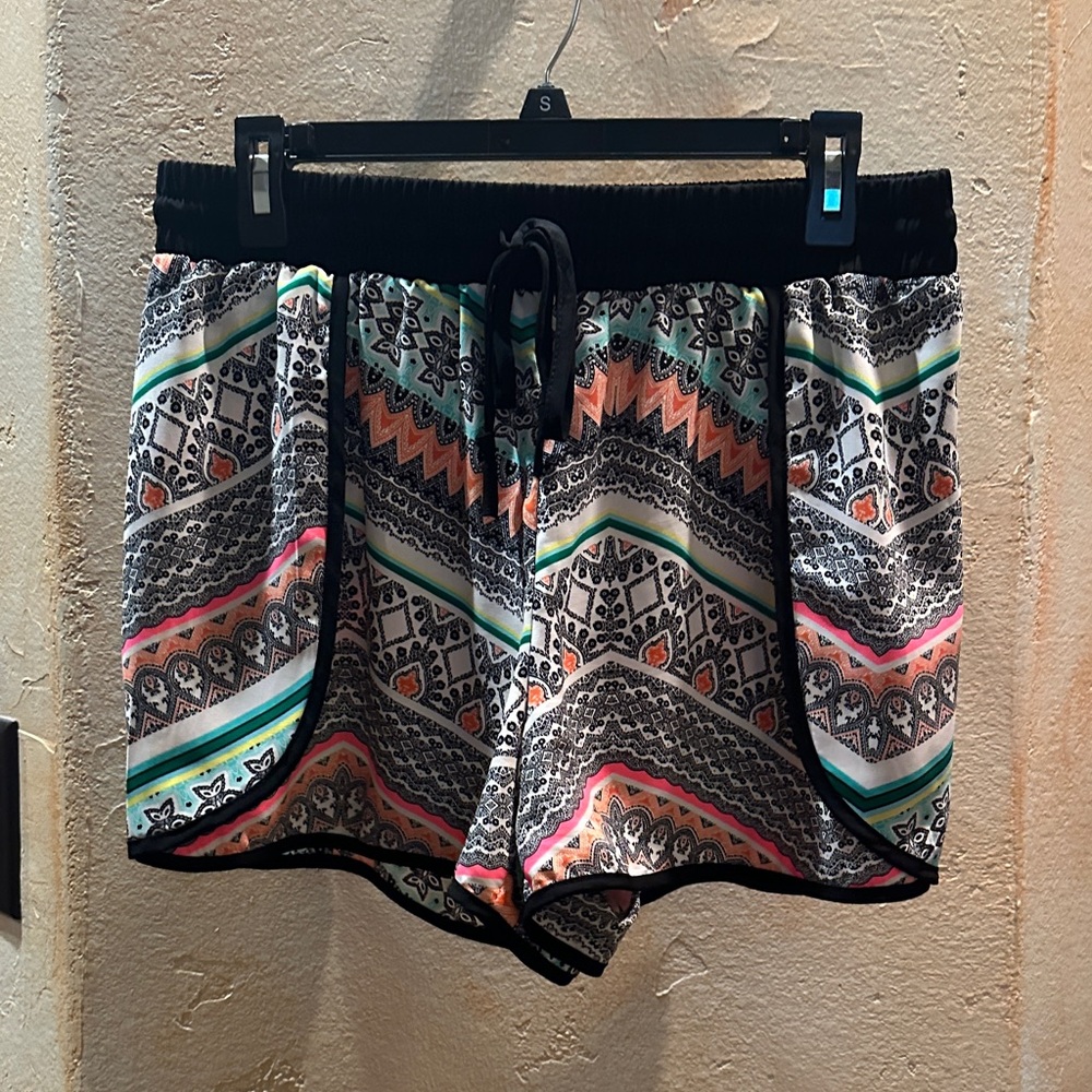 Gianni Bini Multicolor Patterned Athletic Shorts